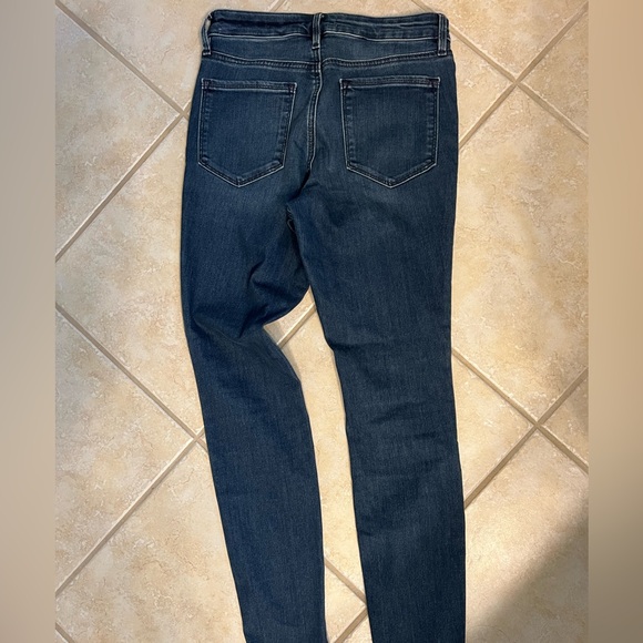 💕Athleta Dark Blue Sculptek Skinny Jeans - Picture 4 of 9